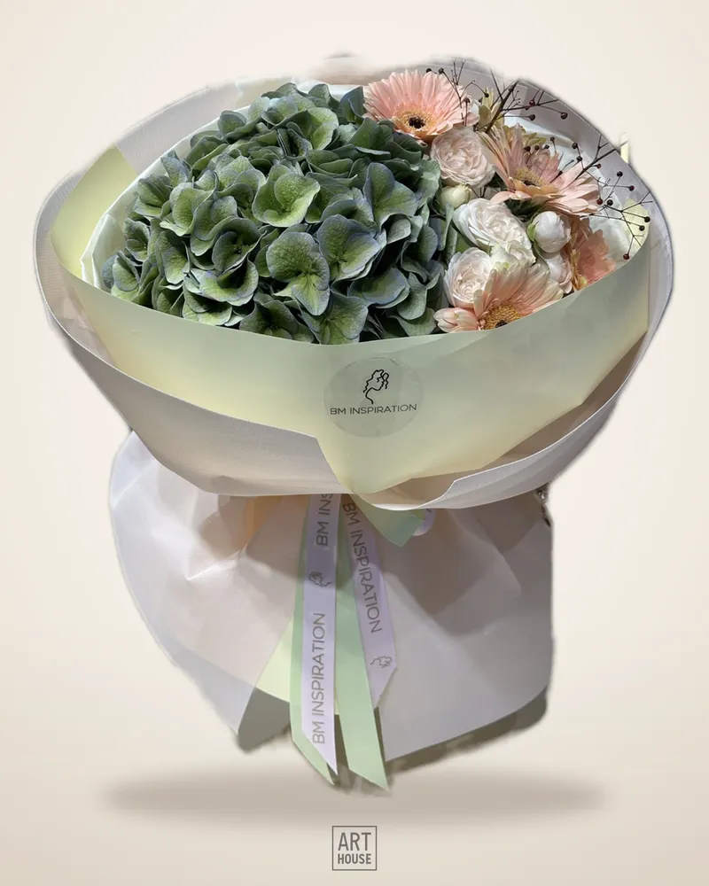 Complement Hydrangea